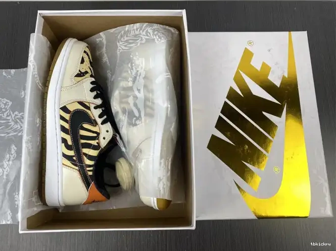Rep TBK Tiger the of Air Jordan Year DH6932-100 OG Low 1 0616